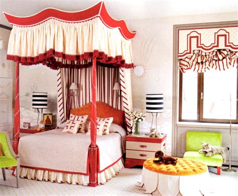 See more ideas about architectural digest, home, interior design. Matching Roman shades with bedspread, from Architectural ...