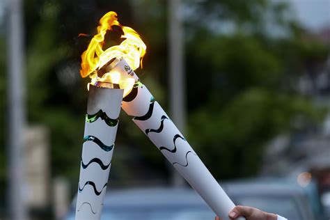 How Does The Olympic Torch Stay Lit Britannica