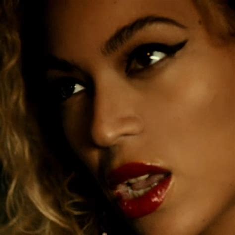 Beyoncé “partition” [video]
