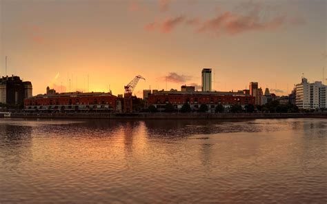 fondos de pantalla buenos aires argentina puesta de sol agua ciudad 1680x1050 goodfon