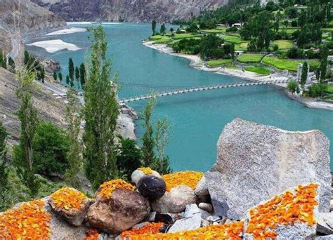 Gilgit Baltistan Autumn Tour 14 Days