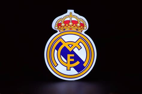 Descargar Imagenes De Escudo Del Real Madrid