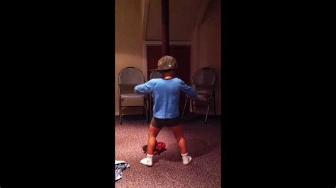 5 year old dancing to sexy and i know it lmfao youtube