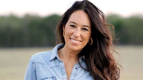 joanna gaines ethnicity nationality education and relationship