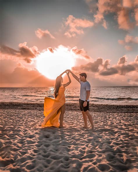 Beach Couple Photoshoot Engagement Picture Photo Of Ocean Sunset