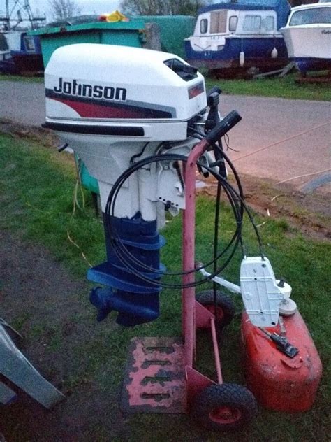 Johnson 15 Hp Outboard Complet Set In Stanstead Abbotts