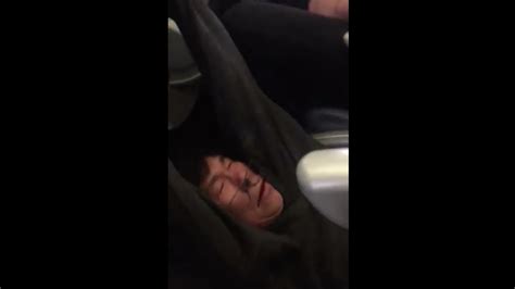 United Airlines Forcibly Removes Man From Flight That Was Reportedly
