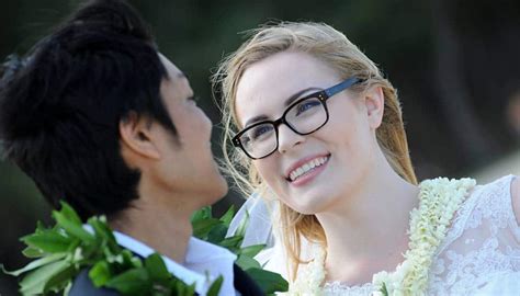 Proof That Brides With Glasses Are Gorgeous Inspired Bride