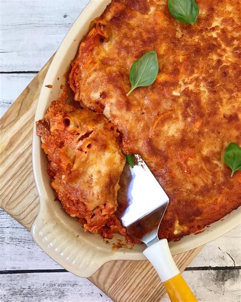 Macaroni Met Tomatensaus In De Oven