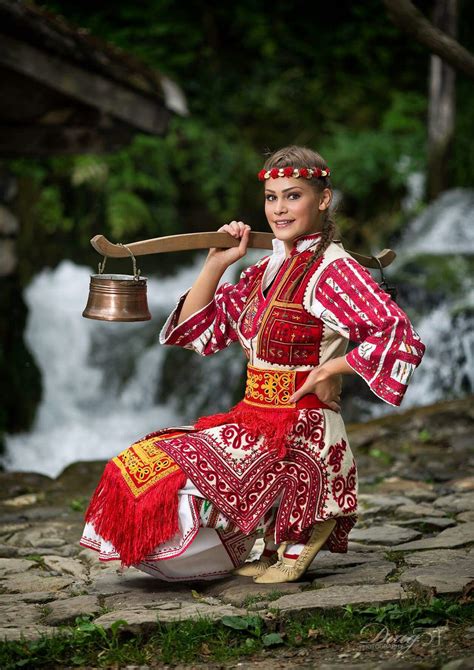 Gypsy Costume Folk Costume Folk Fashion Womens Fashion Costume Ethnique Native Wears Ethno