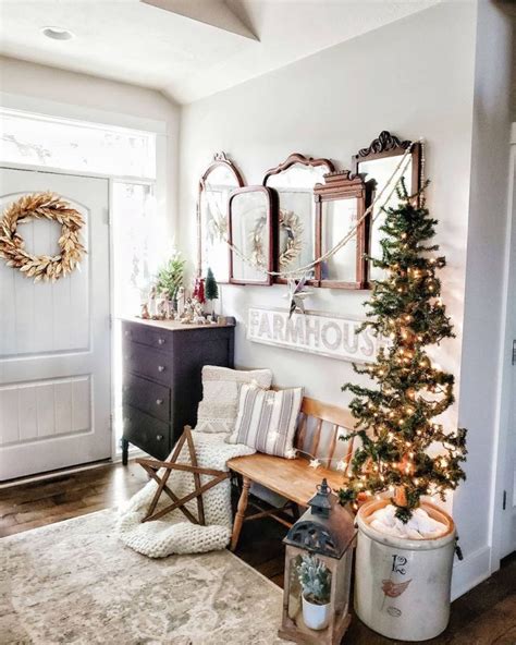 35 Christmas Entryway Decor Ideas To Welcome Your Holiday Guests