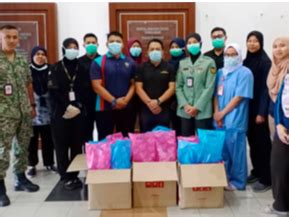 Desatera Sumbang Makanan Kepada Petugas Hospital Angkatan Tentera Tuanku Mizan Brahimsfood