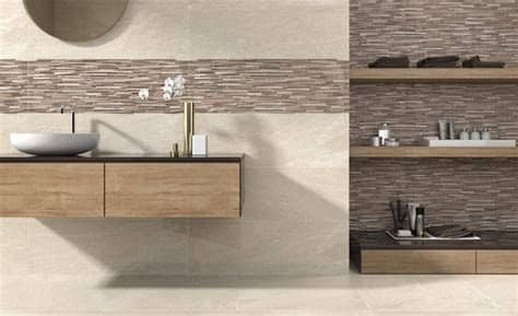 Se combinan piezas con diferentes formas y tamaños y con. Azulejo rectificado 30x90