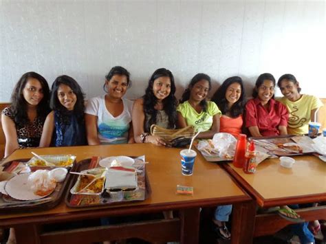 Sri Lankan Girls 99