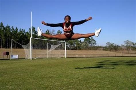 Simple Exercises To Dramatically Improve Your Cheerleading Jumps Hubpages