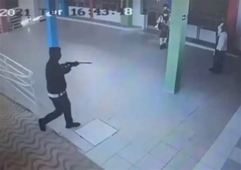 Escola é invadida por homem armado em Minas Gerais