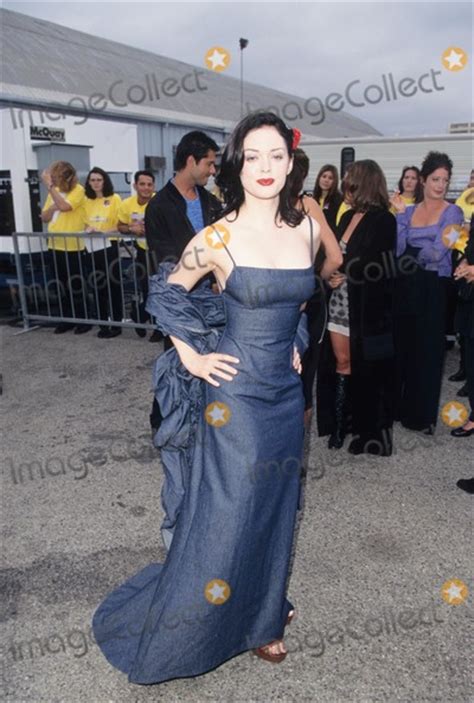 Photos And Pictures Rose Mcgowan At 15th Annual Mtv Video Music