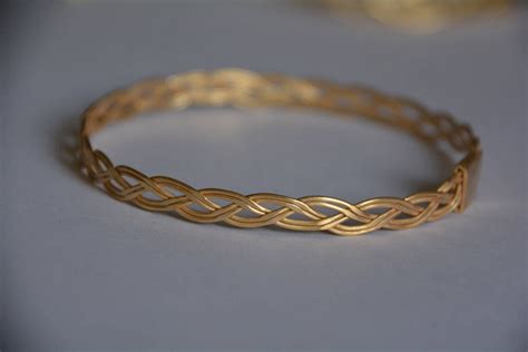 Gold Armreifen 750 Gold Armreif Gold Armreif Gold Armreif Etsy De