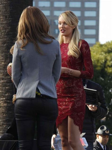 Maria Menounos And Candice Swanepoel On The Set Of Extra In Universal