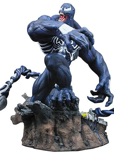 Marvel Milestones Venom Statue Entertainment Earth