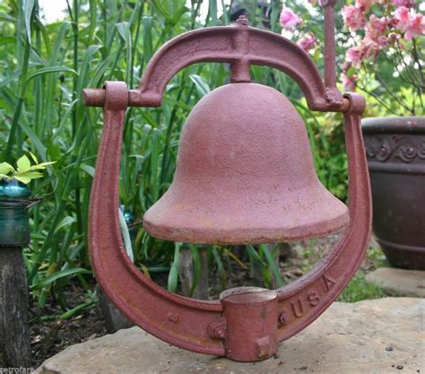Antique Cast Iron Dinner Bell Yoke And Clapper Post Mount Made In Usa