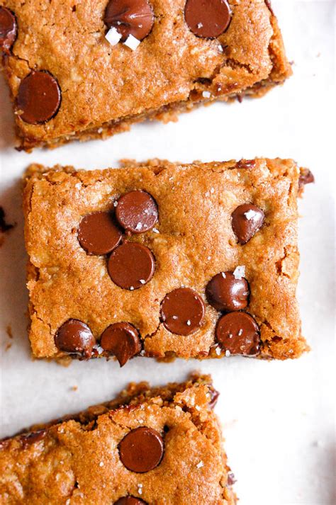 Jun 14, 2019 · oatmeal chocolate chip cookies are one of the most popular culinary variations of the classic chocolate chip cookie. Oatmeal Chocolate Chip Bars | Recipe | Oatmeal chocolate ...