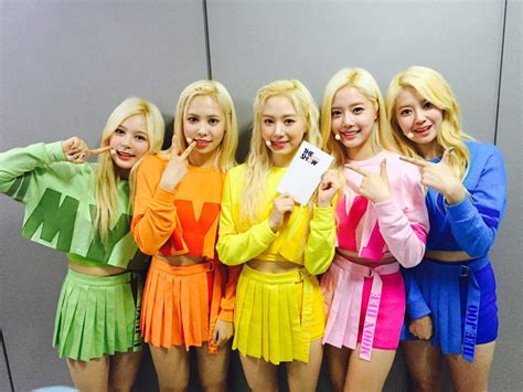 #redvelvet #red #velvet #rv #kangseulgi #kang #seulgi #irene. Rookie girl group copies Red Velvet? - K-POP, K-FANS