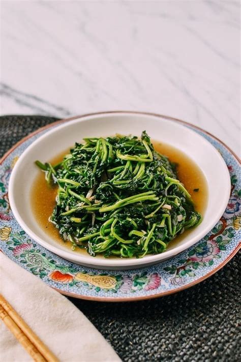 Stir Fried Watercress A Healthy Leafy Green Vegetable The Woks Of Life