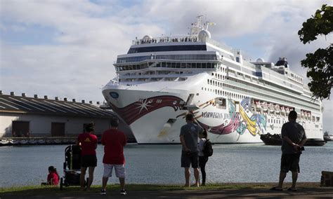 Norwegian Jewel Passengers Disembark In Hawaii After Cruise Ship Denied At Several Ports Hot