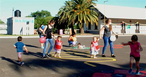 Lúdico, recreativo y fortalecimiento de la convivencia escolar. INAUGURACIÓN DEL PISO LÚDICO EN EL MARCO DE LA SEMANA DE ...