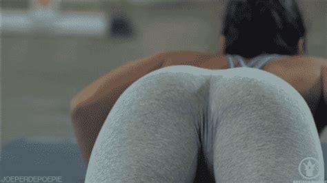 Jen Selter Doing Yoga Pose From Behind Ass Pussy Hornyhuzband
