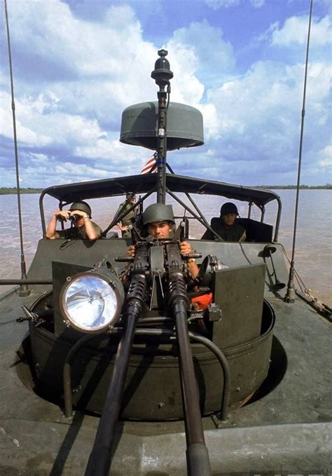 Mekong Delta Patrol Boat Vietnam War Vietnam Vietnam War Photos My