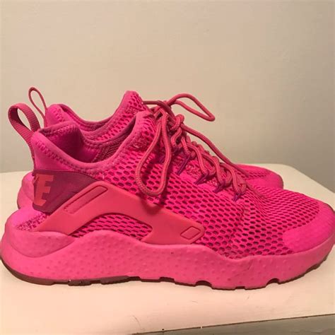 Hot Pink Nike Huarache Pink Nike Shoes Pink Nikes Nike Huarache