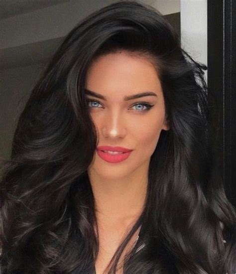 Pin By Hot Coffee On All Blacks Beautiful Hair Brunette Beauty Dark Hair