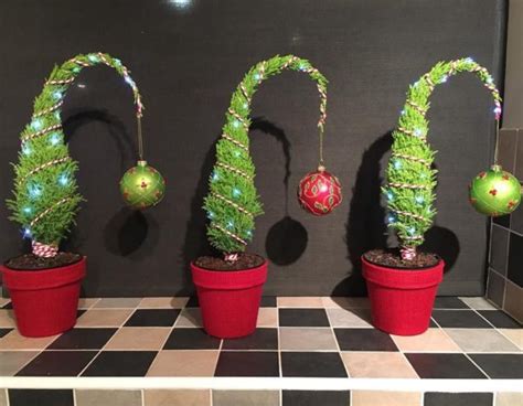 How To Make A Grinch Christmas Tree 12 Diy Decoration Ideas Guide