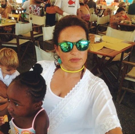 Mariska Hargitay Wearing Sunglasses With Her Daughter Amaya And Son Andrew Beautiful Picture