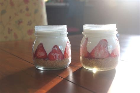 Mason Jar Desserts 4 Ways Or Ive Sold My Soul To Pinterest Plate