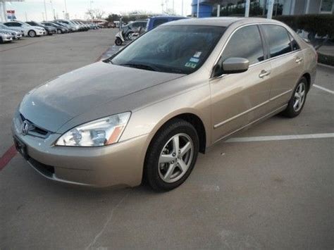 Sell Used 2004 Honda Accord Sdn Ex 24l 4cyl Auto Leather Roof 1 Owner