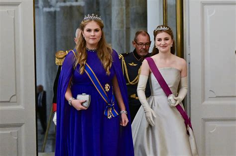 Amalia Schittert Met Bijzonder Diadeem Op Verjaardag Deense Prins