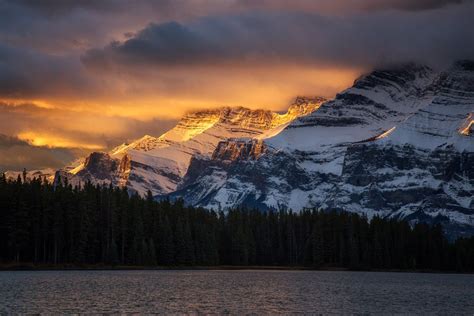 15 Amazing Photography Spots In The Canadian Rockies In A Faraway