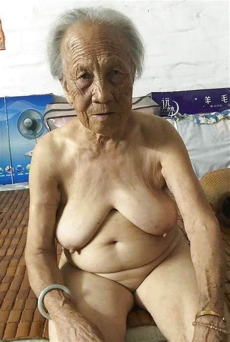 Muy vieja abuela desnuda Fotos eróticas y porno