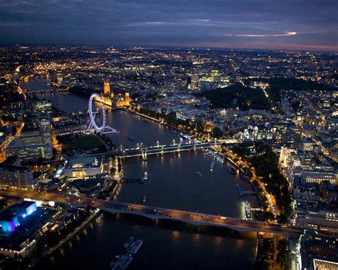 England, predominant constituent unit of the united kingdom, occupying more than half of the island of great britain. Tourist Guide To River Thames England - XciteFun.net