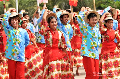 Watch The Colorful “sinukwan” Festival In Pampanga