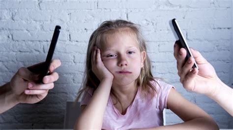 Your Smartphone Addiction Makes Your Children Unhappy Tanya Goodin