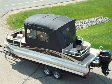 Looking for custom pontoon enclosures? Pontoon Boat Enclosures | Minnesota Pontoon Covers & Enclosures | Canvas Craft | pontoon boat ...