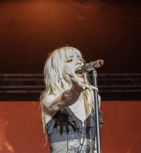 Live Review Carly Rae Jepsen Somerset House London When The Horn Blows