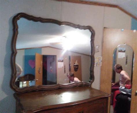People Who Trying To Sell Mirrors But Fails Hilariously The Kitchen