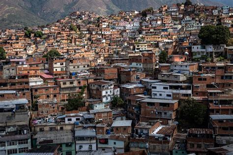 Venezuelas Economic Collapse Explained In Nine Charts Wsj