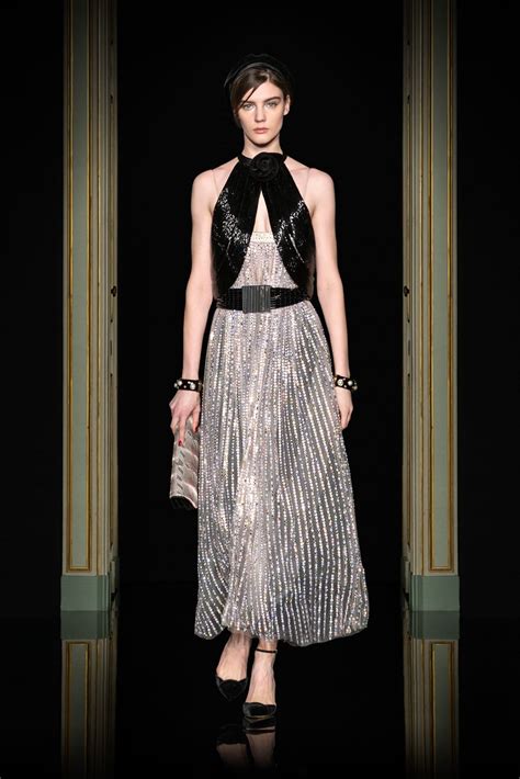 Giorgio Armani Privéspring 2021 Haute Couture Fashion Show Review The