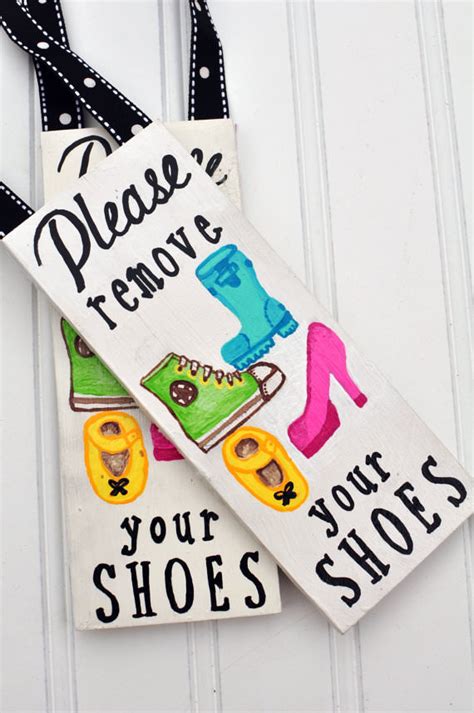 Remove The Shoes 10 Creative Signs For Guests Tip Junkie